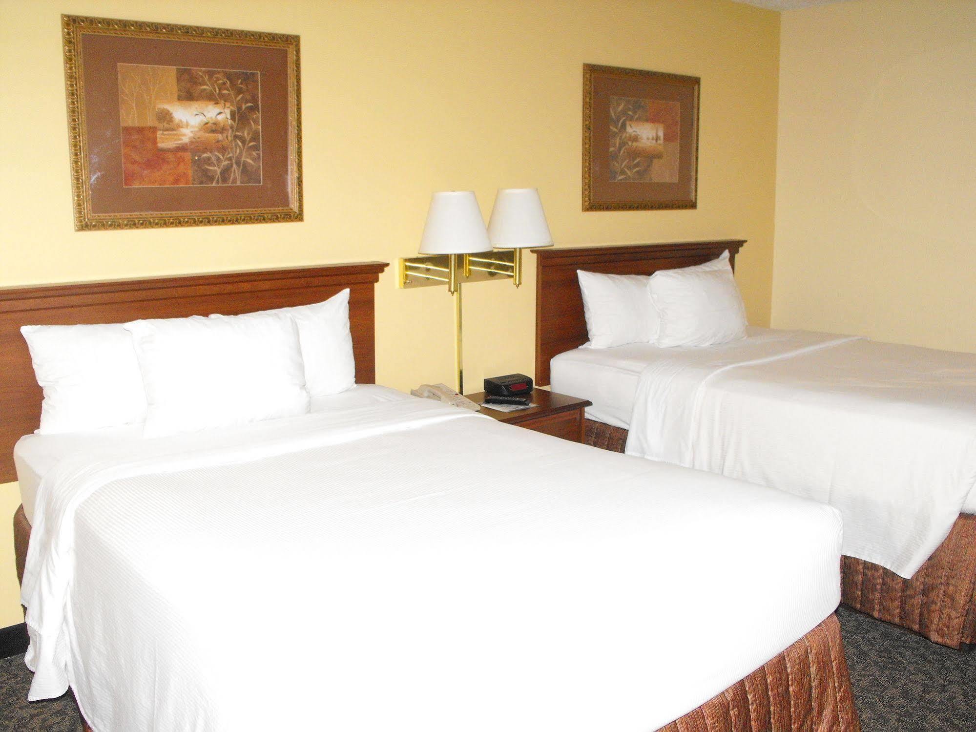 Country Inn & Suites By Radisson, La Crosse, Wi Buitenkant foto
